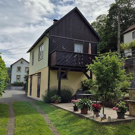 Holiday Home With Garden Лангенбах Экстерьер фото