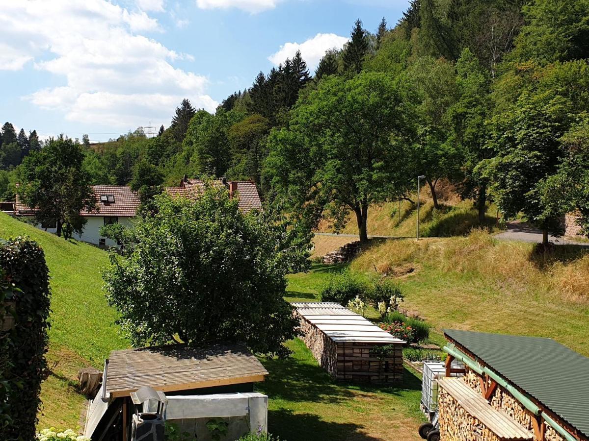 Holiday Home With Garden Лангенбах Экстерьер фото